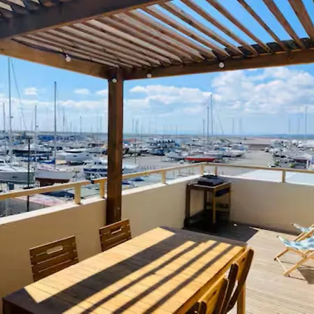 T3 With Large Roof-top Terrace, Harbor View Appartamento