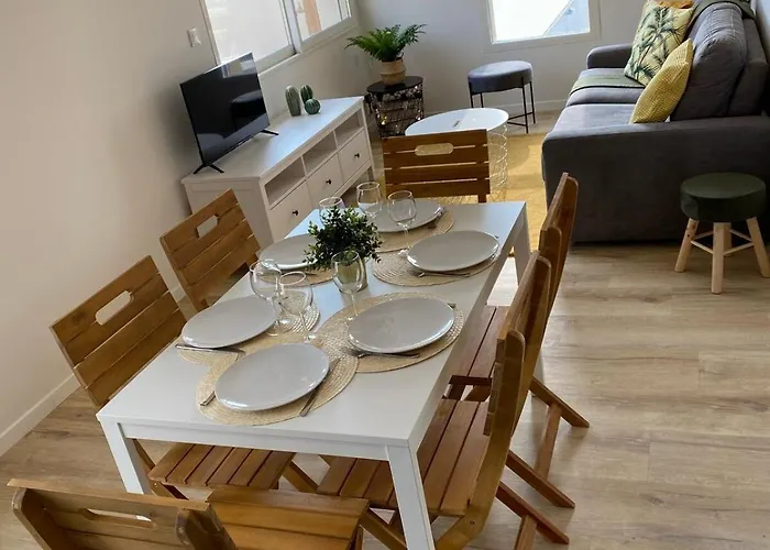 T3 With Large Roof-top Terrace, Harbor View Gruissan