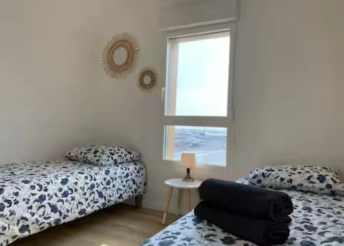 Daire T3 With Large Roof-top Terrace, Harbor View